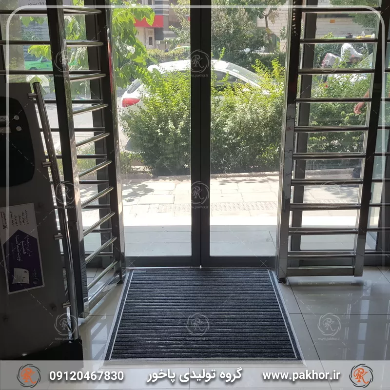 نمونه اجرا شده پادری آلومینیومی دو سانتی کد M4